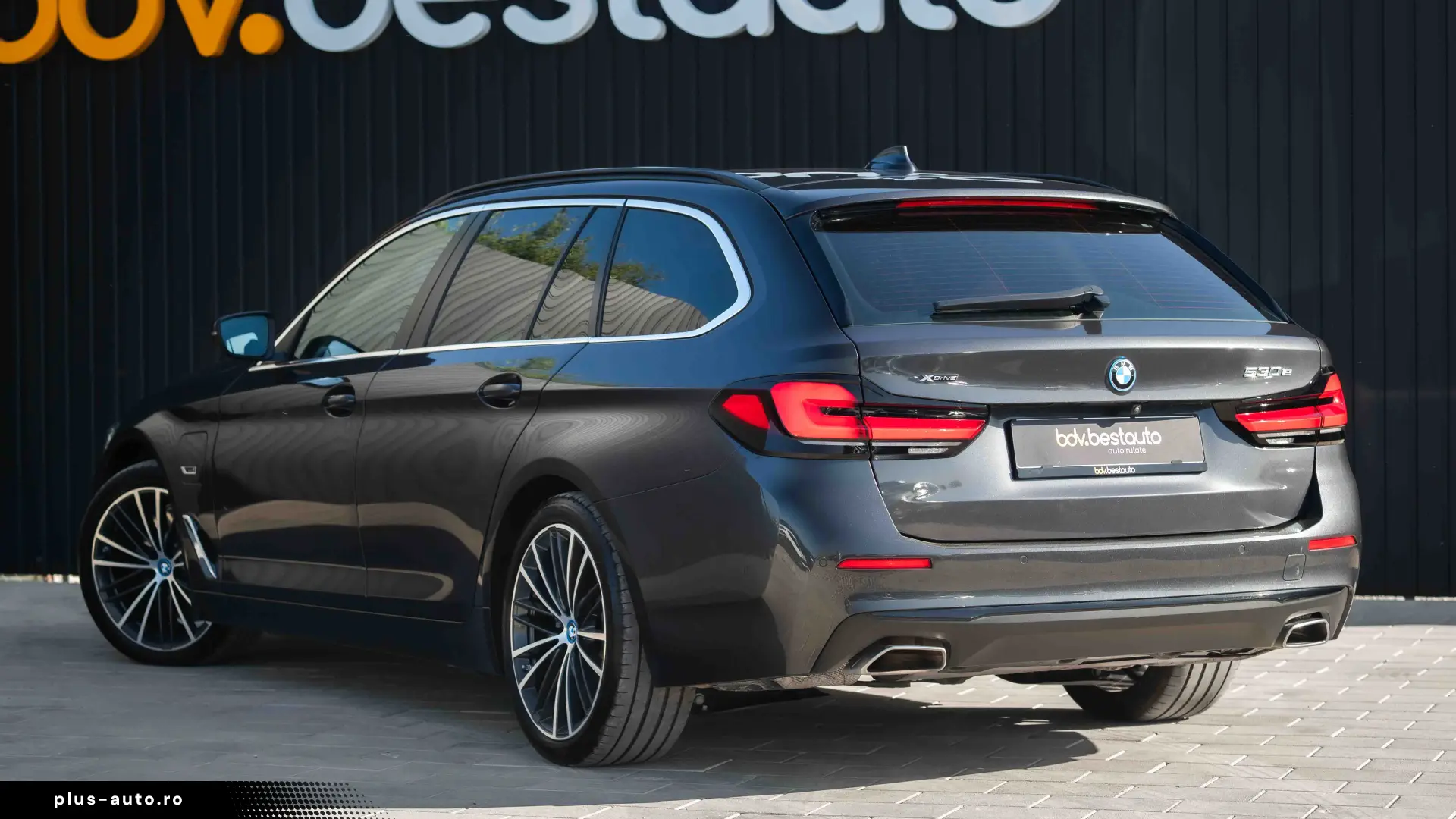 BMW Seria 5 530e xDrive AT PHEV