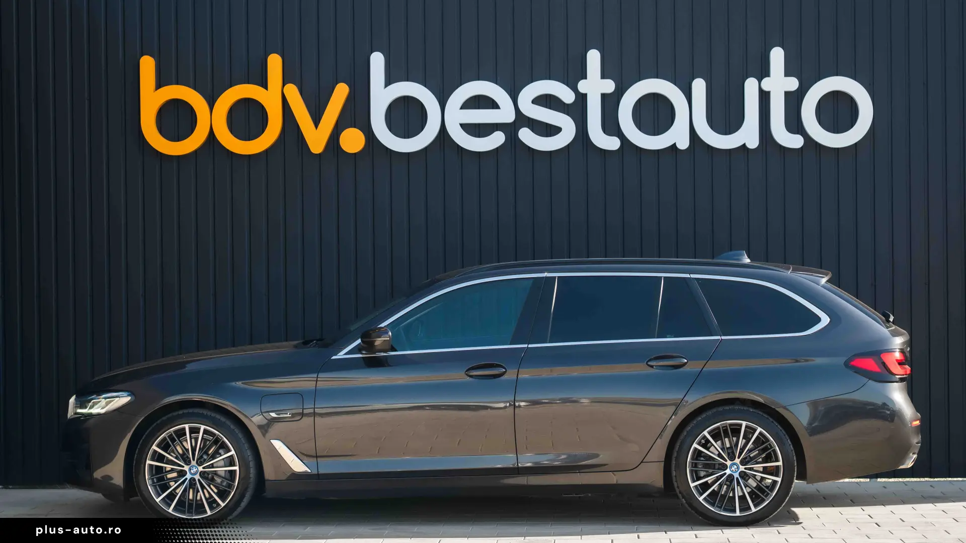 BMW Seria 5 530e xDrive AT PHEV