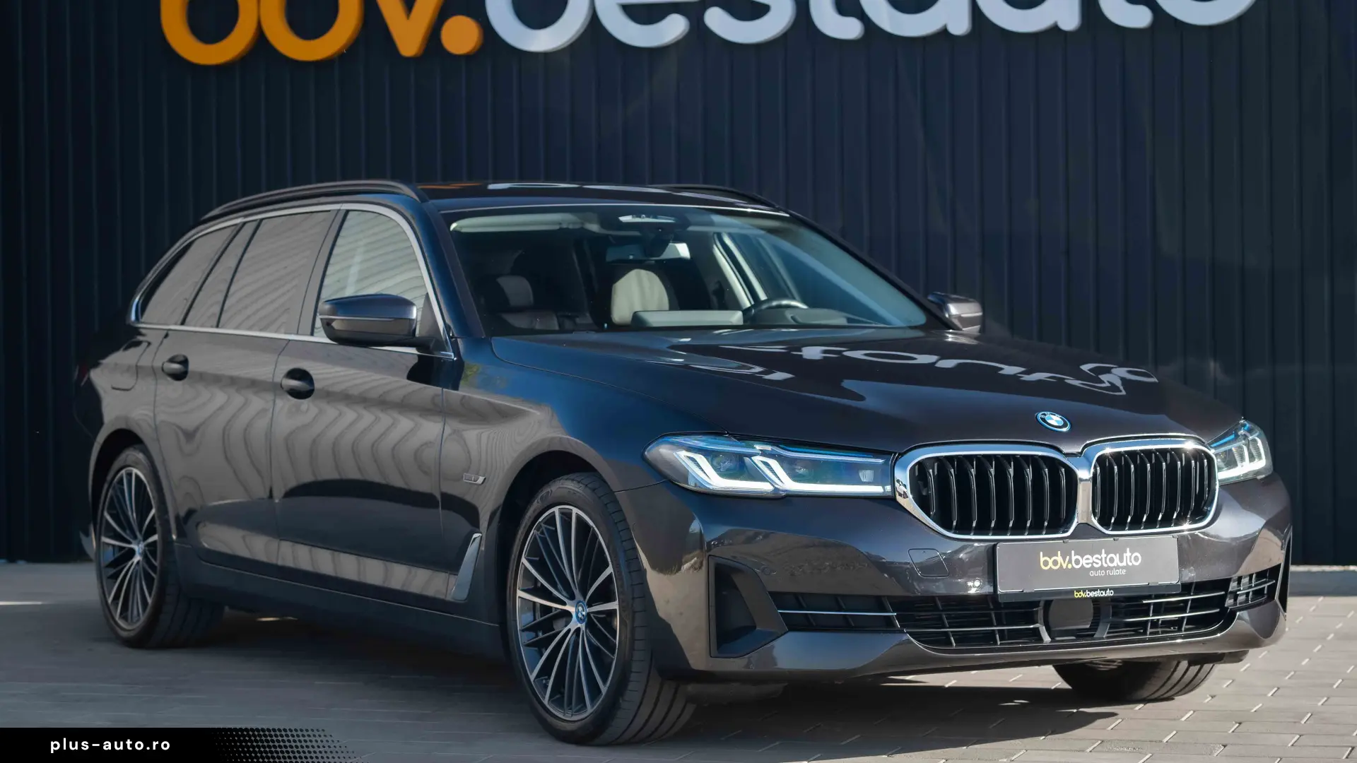BMW Seria 5 530e xDrive AT PHEV