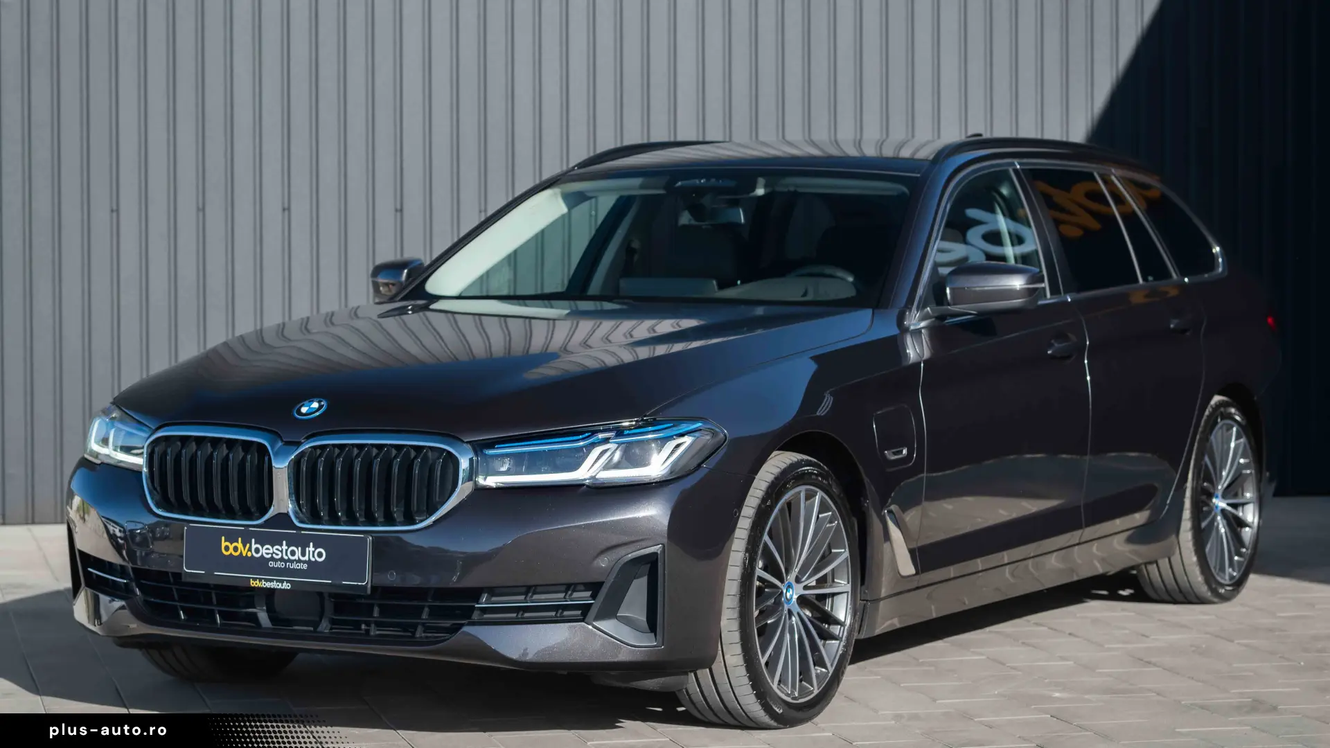 BMW Seria 5 530e xDrive AT PHEV