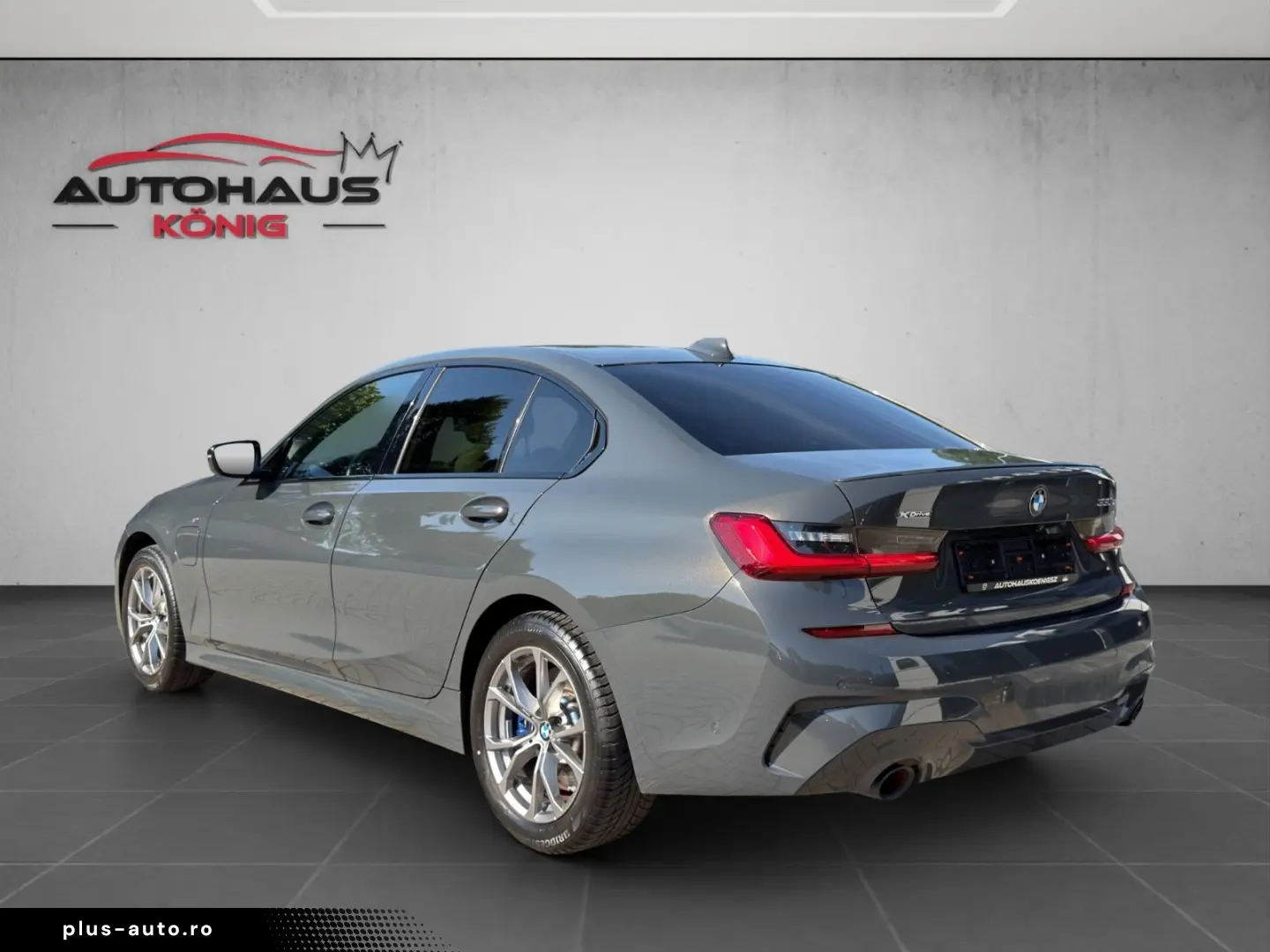BMW Limo 330 e xDrive M Sport H&K Head-Up Glasdach