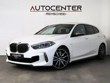 BMW M135 i xDrive Aut. M-Sport Shadow-Line LED Pano