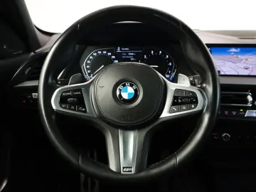BMW M135 i xDrive Aut. M-Sport Shadow-Line LED Pano