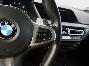BMW M135 i xDrive Aut. M-Sport Shadow-Line LED Pano