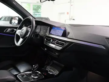 BMW M135 i xDrive Aut. M-Sport Shadow-Line LED Pano