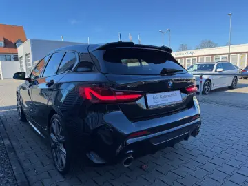 BMW M135i xDrive HeadUp Harman Lenkradheiz Pano KeyL