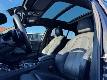 BMW M135i xDrive HeadUp Harman Lenkradheiz Pano KeyL