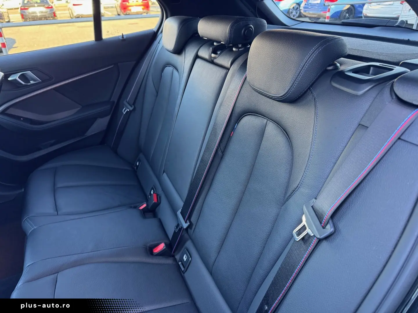 BMW M135i xDrive HeadUp Harman Lenkradheiz Pano KeyL
