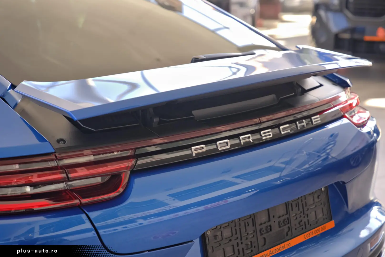 Porsche Panamera 4