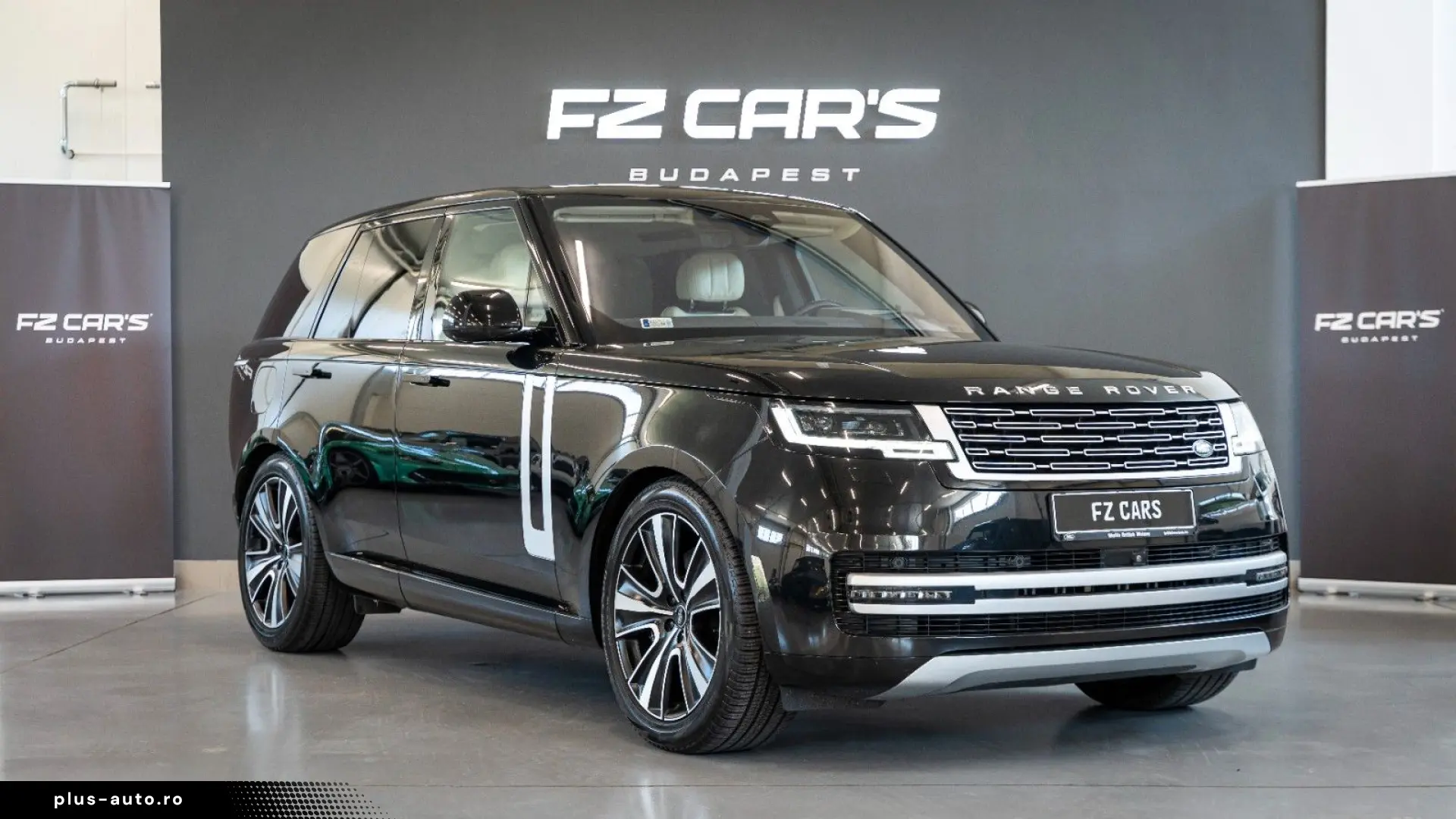 LAND ROVER Range Rover 4.4 P530 First Edition
