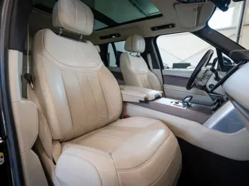 LAND ROVER Range Rover 4.4 P530 First Edition