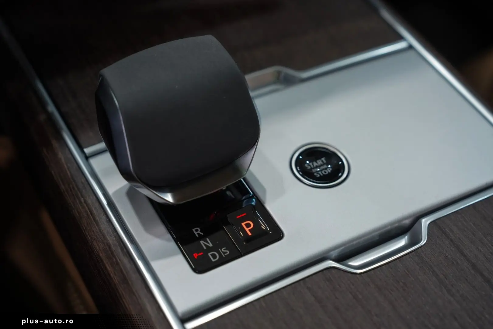 LAND ROVER Range Rover HSE D350 MASSAGE PREM-INT MERDIAN-3D