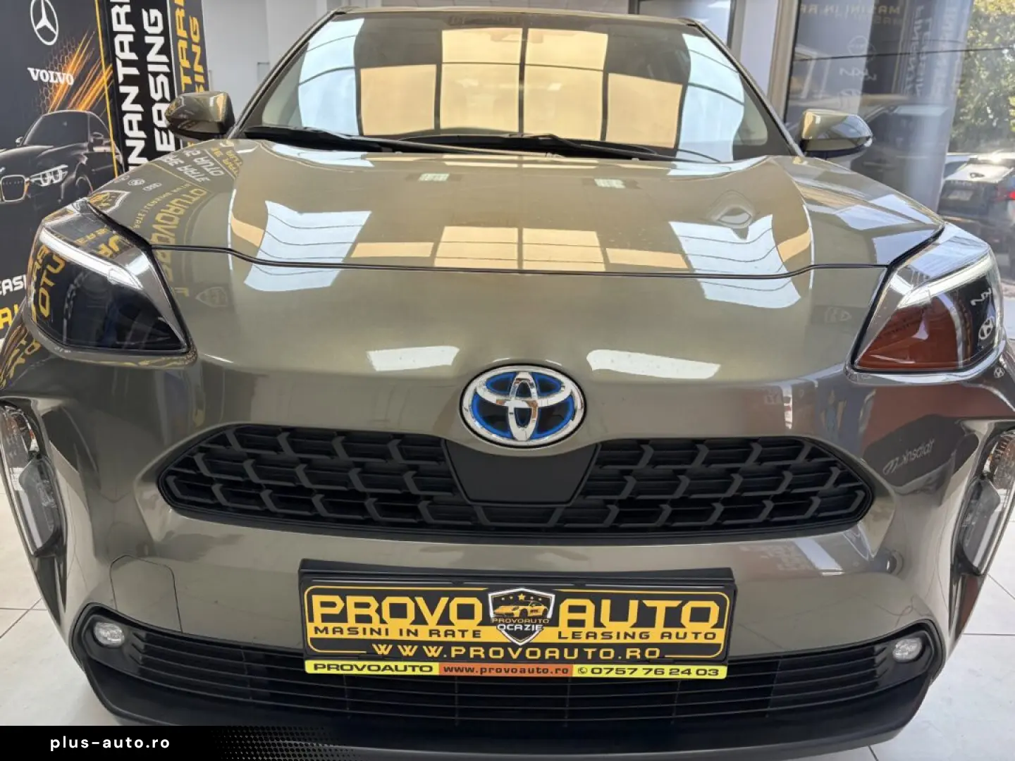 TOYOTA YARIS CROSS 2024