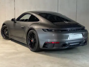 Porsche 992 (911) Carrera GTS