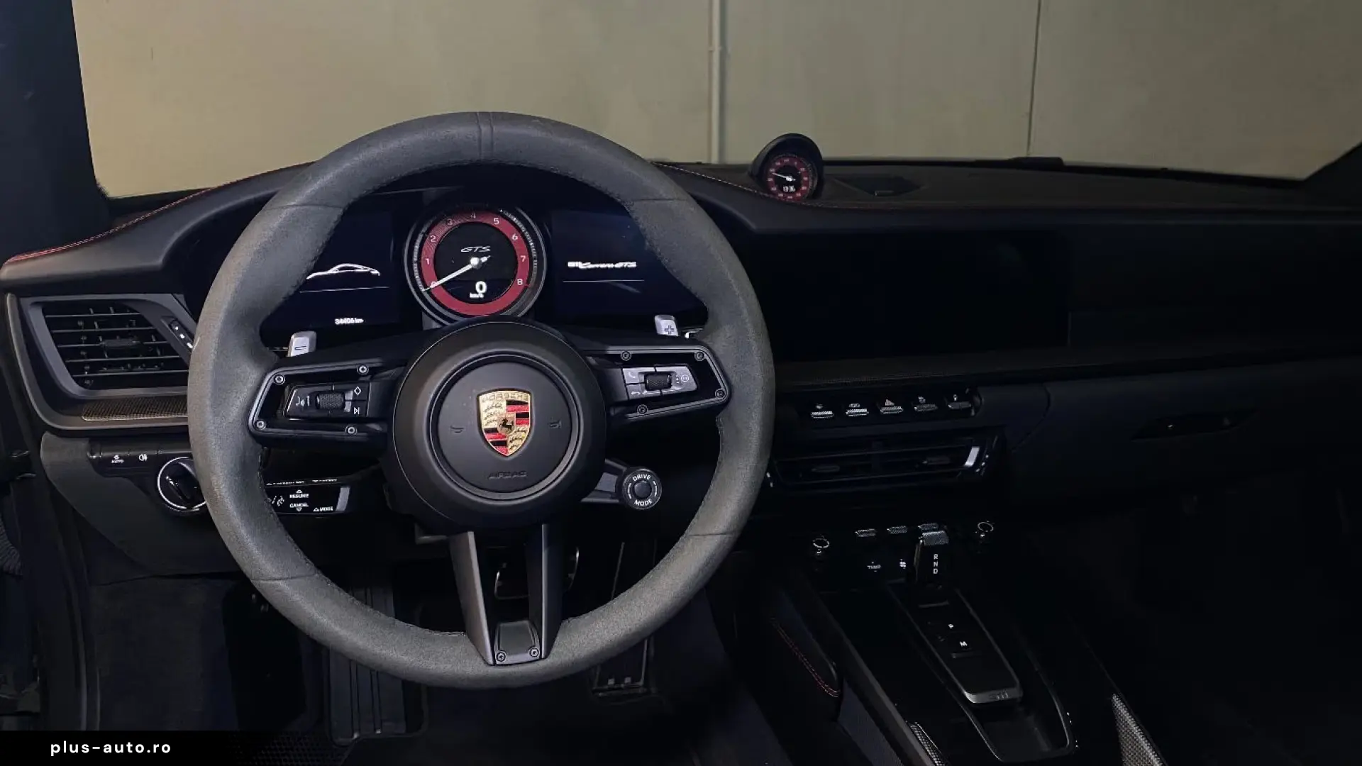 Porsche 992 (911) Carrera GTS