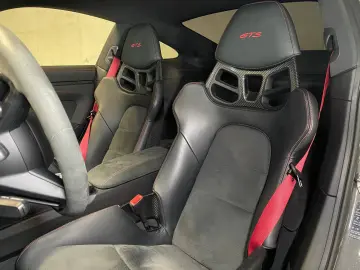 Porsche 992 (911) Carrera GTS