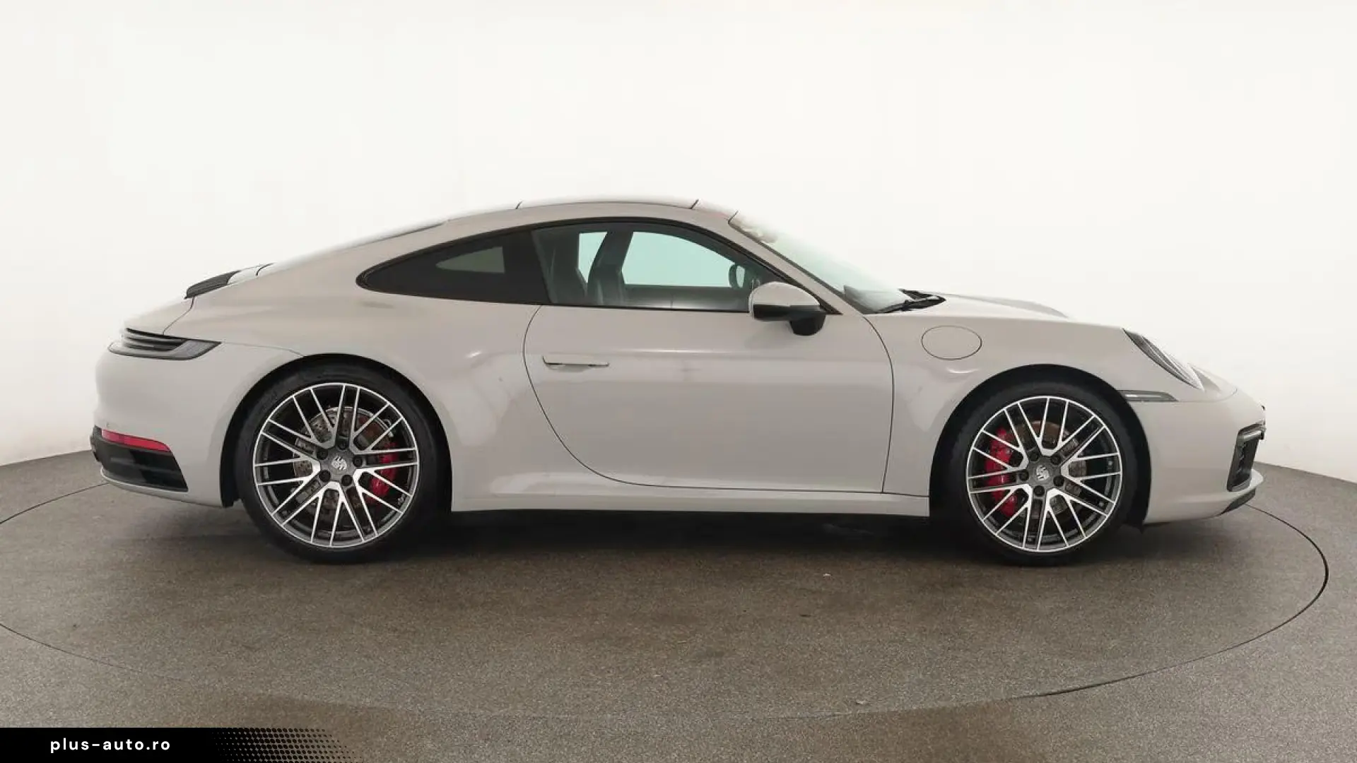 Porsche 992 911 Carrera 4S
