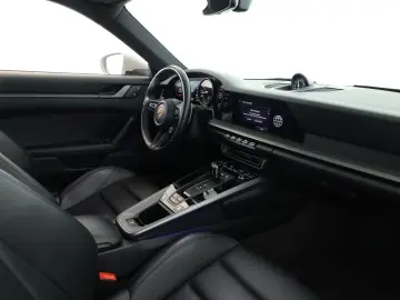 Porsche 992 911 Carrera 4S
