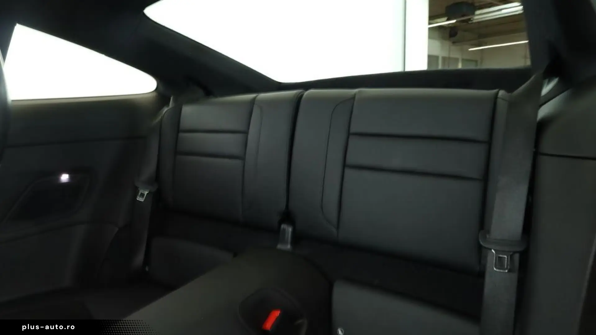 Porsche 992 911 Carrera 4S