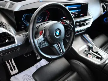 BMW XM