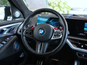 BMW XM