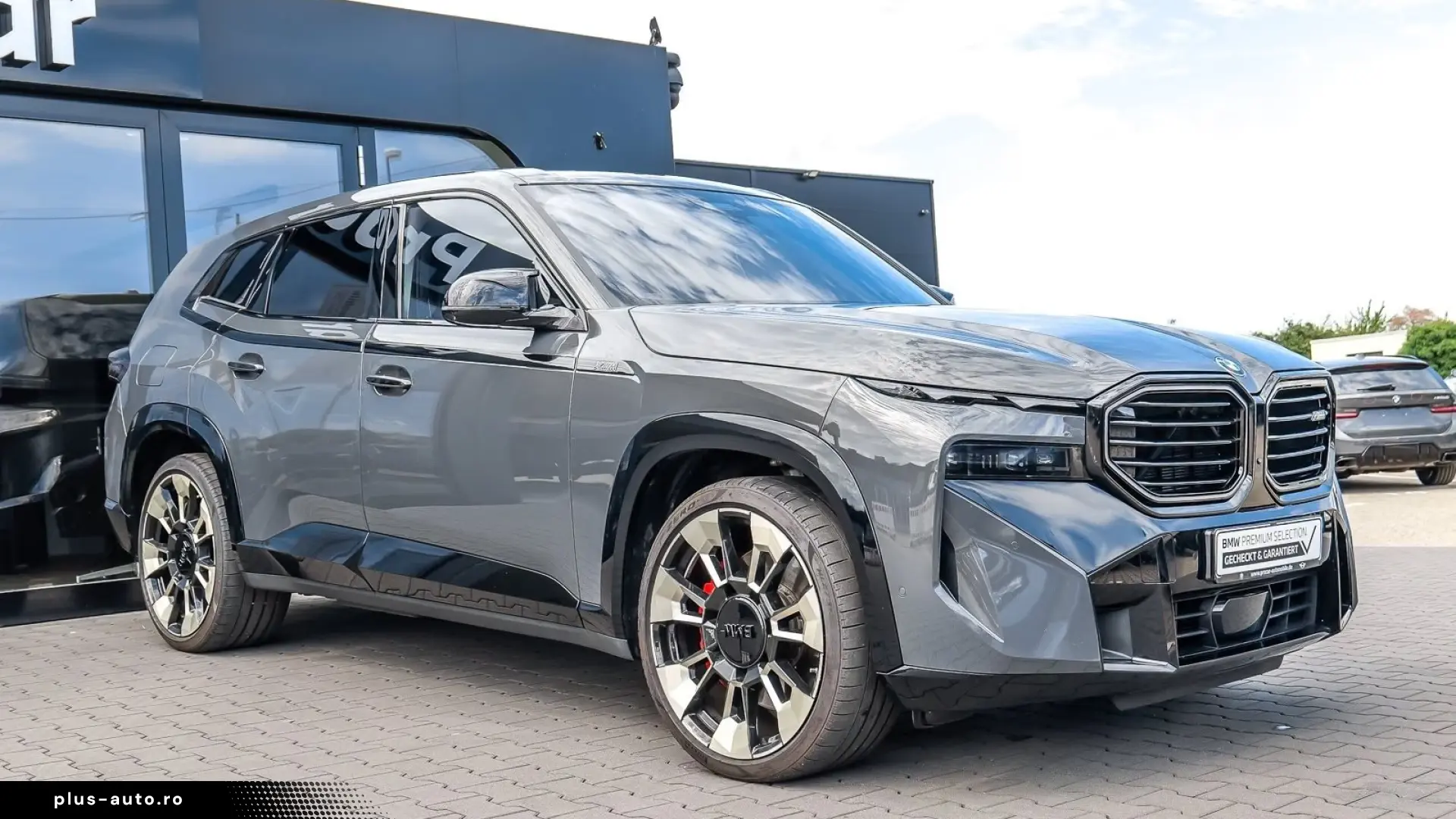 BMW XM
