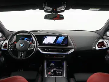 BMW XM PHEV Label Red 30 kWh