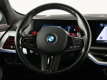 BMW XM PHEV Label Red 30 kWh