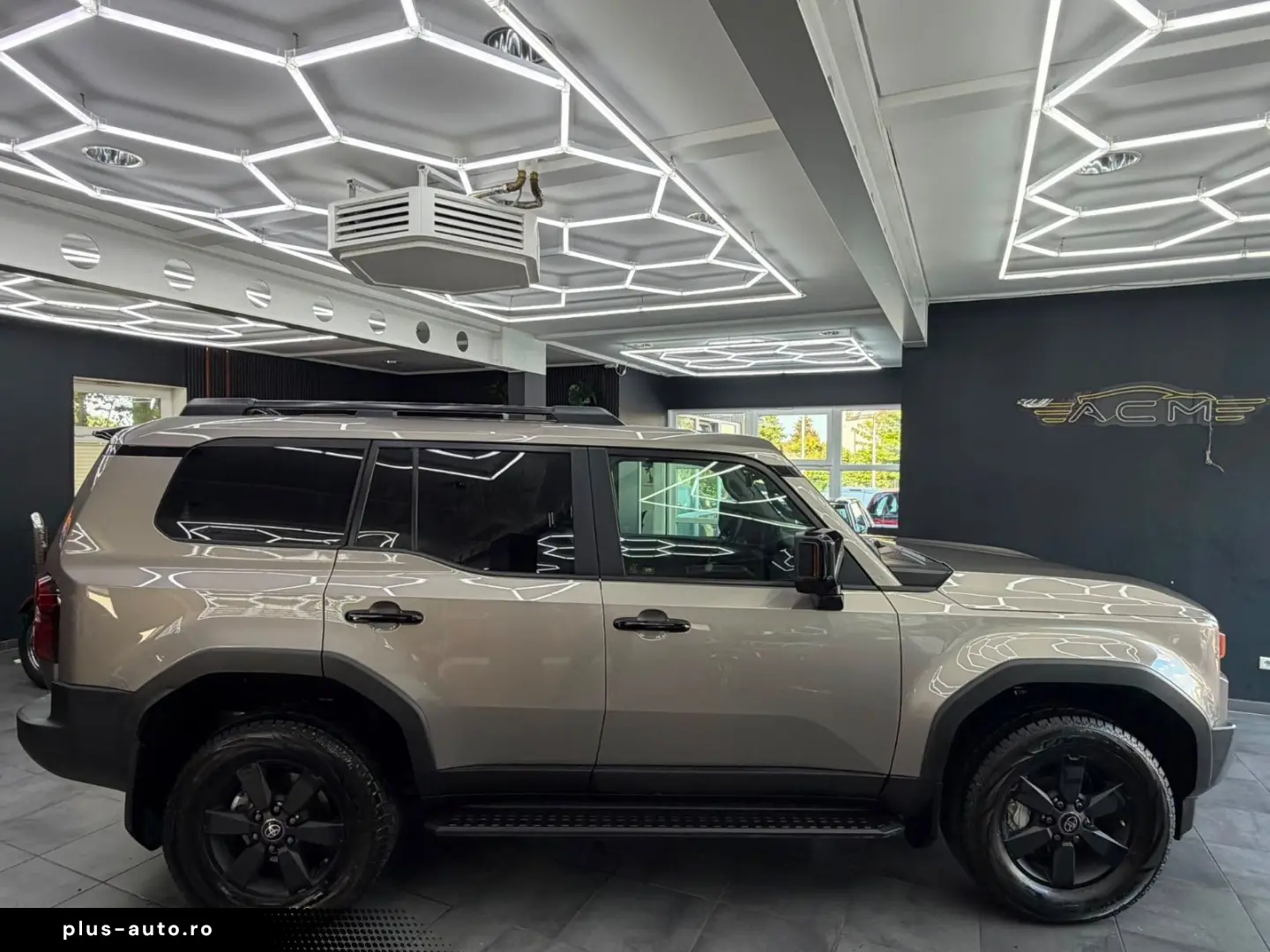 TOYOTA Land Cruiser 2 8 D-4D 151 kW AWD Executive  360