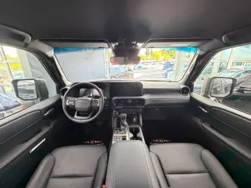 TOYOTA Land Cruiser 2 8 D-4D 151 kW AWD Executive  360