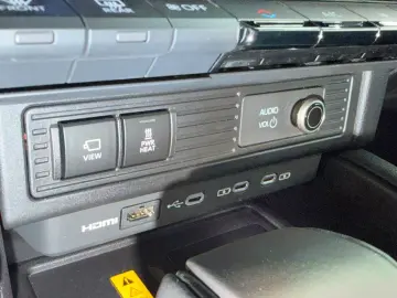 TOYOTA Land Cruiser 2 8 D-4D 151 kW AWD Executive  360