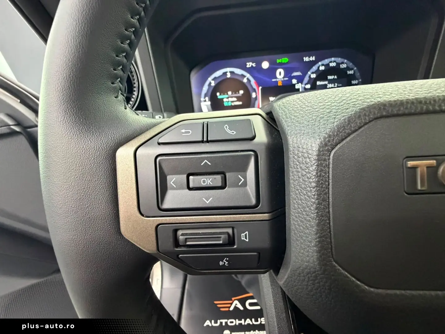 TOYOTA Land Cruiser 2 8 D-4D 151 kW AWD Executive  360