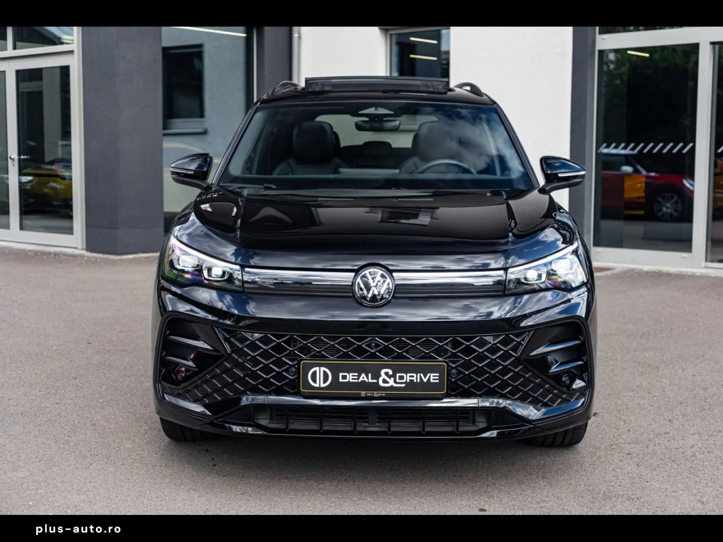 VW Tiguan 2.0 TSI 4M R-LINE BLACK PACK MASSAGE PANO