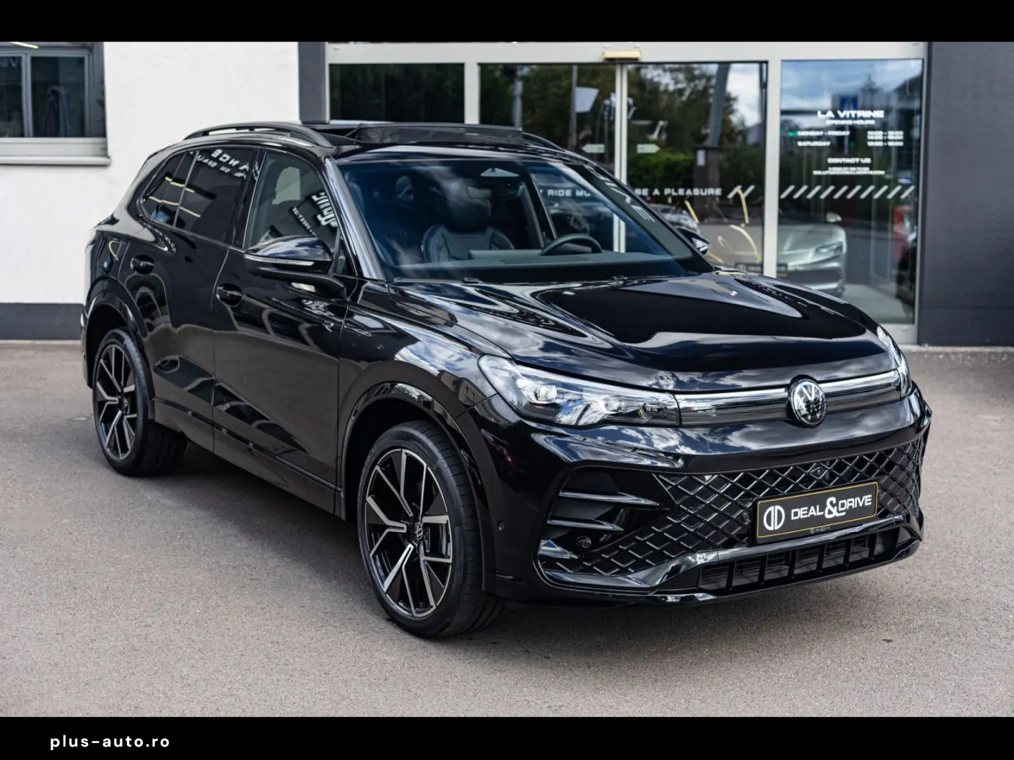 VW Tiguan 2.0 TSI 4M R-LINE BLACK PACK MASSAGE PANO