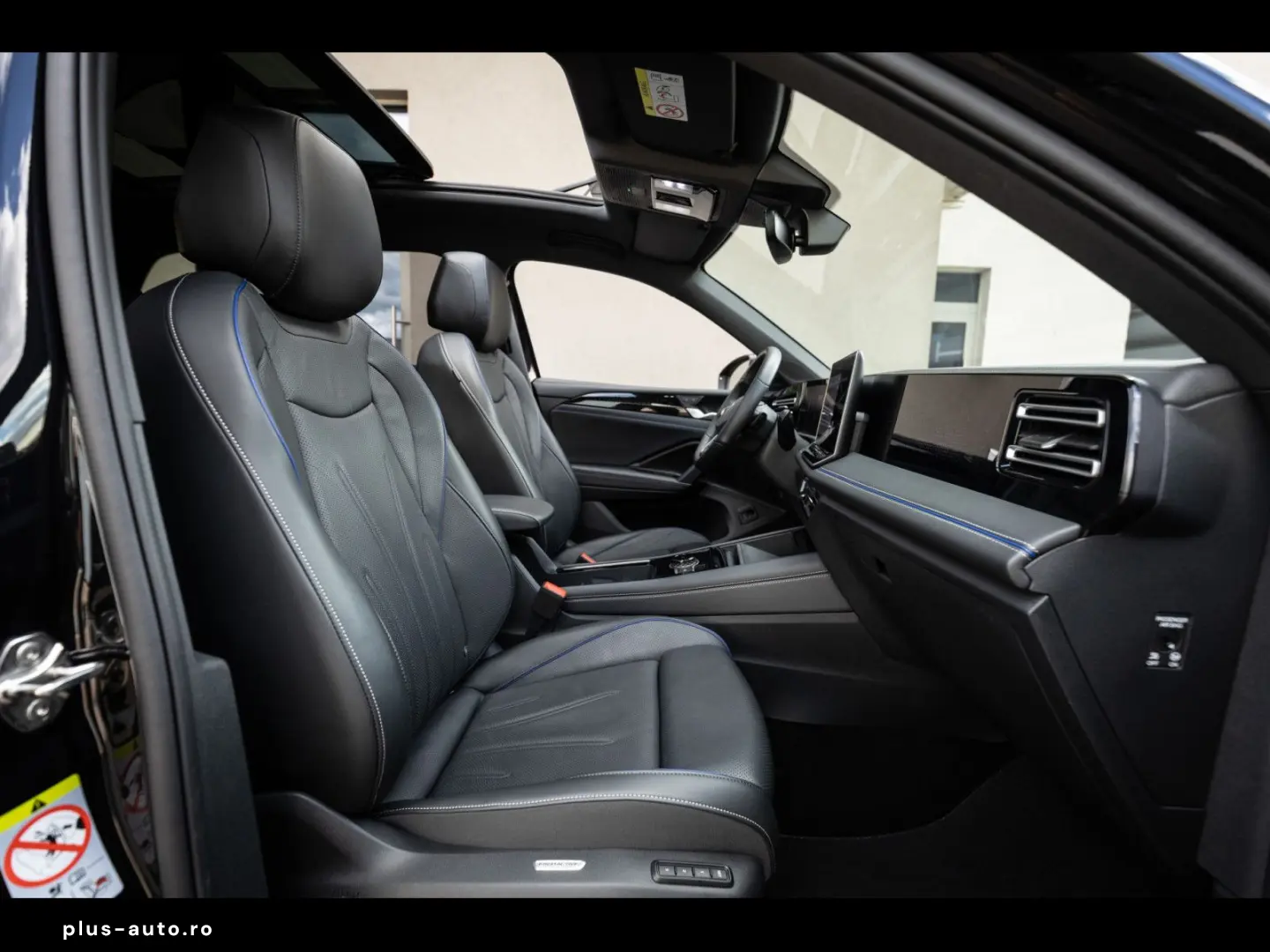 VW Tiguan 2.0 TSI 4M R-LINE BLACK PACK MASSAGE PANO