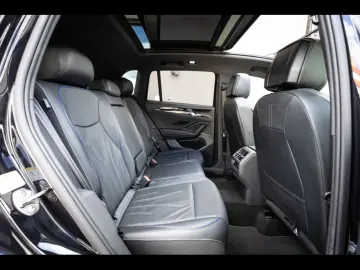 VW Tiguan 2.0 TSI 4M R-LINE BLACK PACK MASSAGE PANO