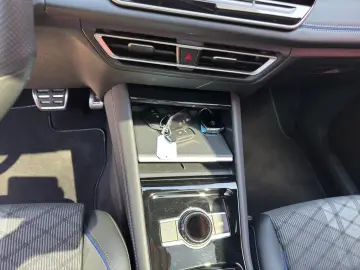 VW Tiguan R-Line BlackStyle 4Mot. TSI DSG AHK Pano