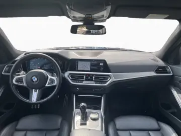 BMW M340i xDrive Limo  M SPORT  DAProf  AHK  SHZ HUD