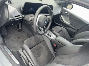 BMW 120d M SPORT PRO AdLED AHK Kam DA LenkHz KomZu