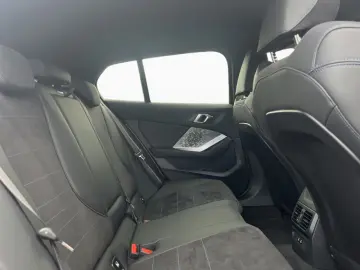 BMW 120d M SPORT PRO AdLED AHK Kam DA LenkHz KomZu