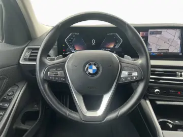 BMW 318i Touring PDC 3-Zonen DAB  SHZ LED Aut. Navi