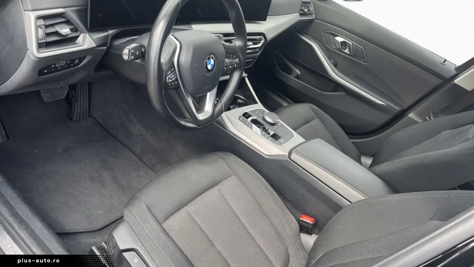 BMW 318i Touring PDC 3-Zonen DAB  SHZ LED Aut. Navi