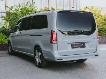 Mercedes-Benz V300d 4Matic Extra Long