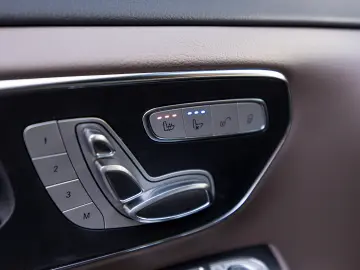 Mercedes-Benz V300d 4Matic Extra Long