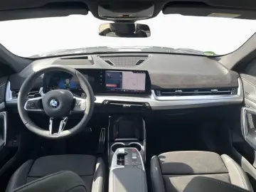 BMW X2 xDrive20d M Sport Iconic Glow HUD 360  H K
