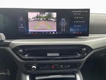 BMW 218i Coupe M Sport AdpLED ParkAss RFK Live  KomF