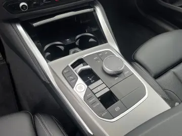 BMW 218i Coupe M Sport AdpLED ParkAss RFK Live  KomF