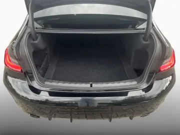 BMW 330i xDrive M SPORT PRO Ad.LED GSD DaPro 360 AHK