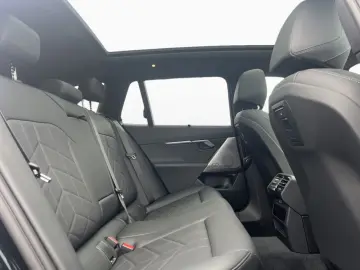 BMW 520d xDr T M SPORT AdLED AHK Pano StHz HUD DAPro