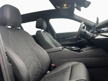 BMW 520d xDr T M SPORT AdLED AHK Pano StHz HUD DAPro